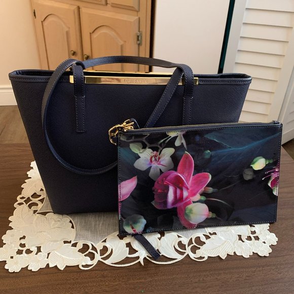 Ted Baker London Handbags - Ted Baker NavyTote Bag with Wristlet